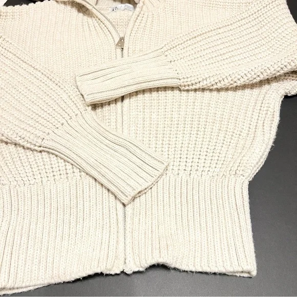 Zara high neck zipp up cardigan sweater, high neck chunky knit, cream, size M - Picture 9 of 11